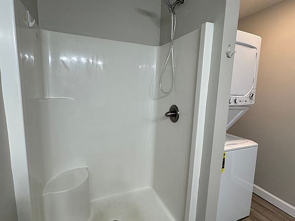 5th image of 620 Washington St #4
