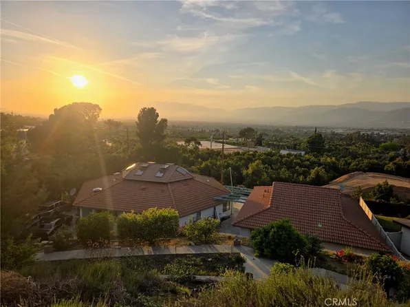 11485 Crafton Ave, Mentone, CA 92359