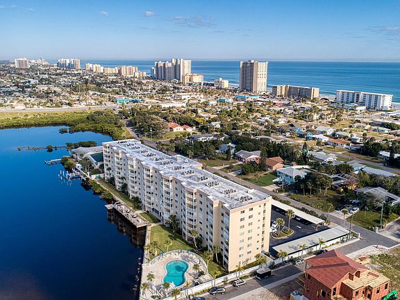 2nd image of 3606 S Peninsula Dr APT 508
