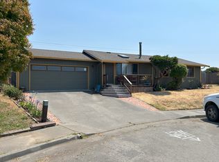 1600 Benjamin Ct, Arcata, CA 95521