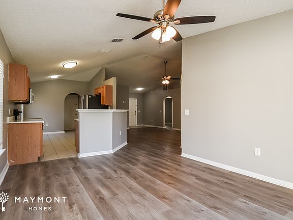 4th image of 14145 Econ Woods Ln