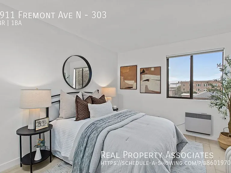 4911 Fremont Ave N #303 — Photo 18