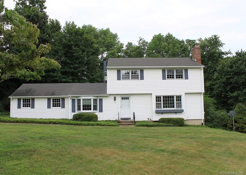 32 Walnut Grove Road