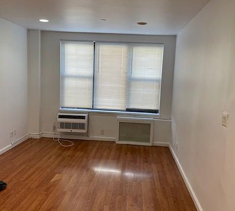 5th image of 50 Davis Ave #378
