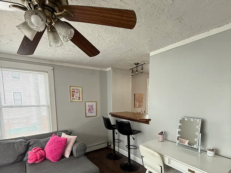 344 E 8th St #2 — Photo 7