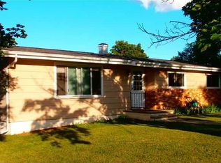 234 2nd St N, Central City, IA 52214