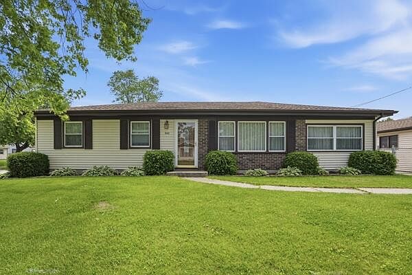 1st image of 340 Midway Dr