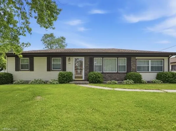 340 Midway Dr, Valparaiso, IN 46385