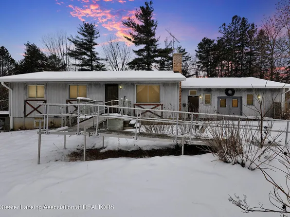 12770 Colby Lake Rd, Laingsburg, MI 48848