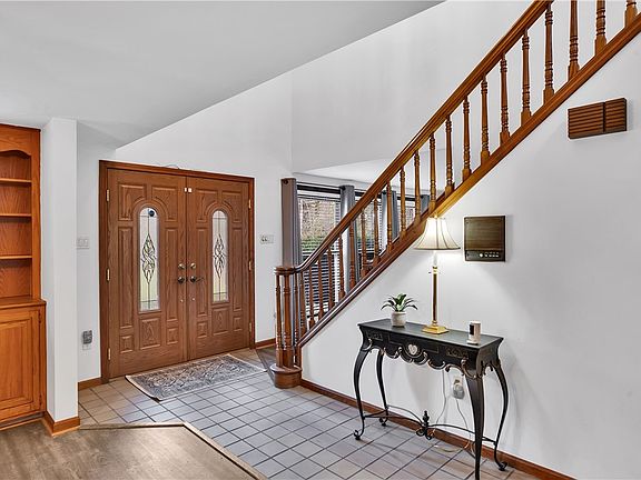 3rd image of 1217 Lovi Rd