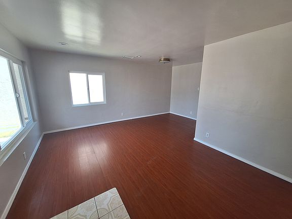 LIVING ROOM DINING ROOM