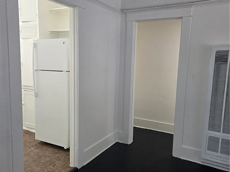 942 E 2nd St #15 — Photo 3
