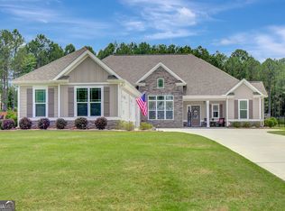 445 Cushing St, Senoia, GA 30276
