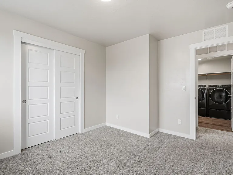 949 N Synergy Ln — Photo 14
