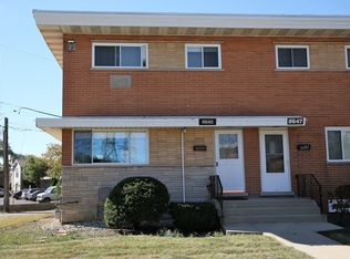 8645 Gregory Ln #1, Des Plaines, IL 60016