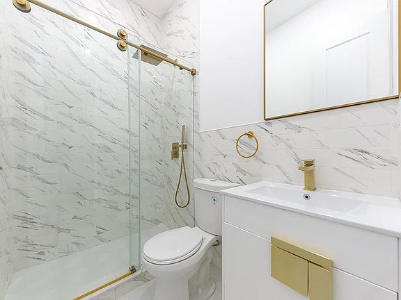 5th image of 722 Chauncey St #2