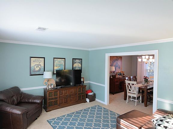 4th image of 941 Cherrywood Dr