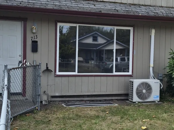 713 SW Burgess St #713, Grants Pass, OR 97526