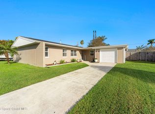 898 Levitt Pkwy, Rockledge, FL 32955
