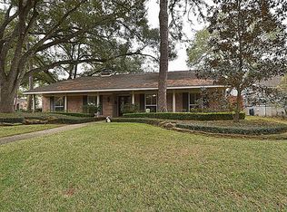 10003 Del Monte Dr, Houston, TX 77042