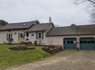 618 Hope Furnace Rd, Coventry, RI 02816