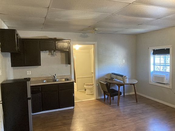 4th image of 622 N 19th St Unit 4