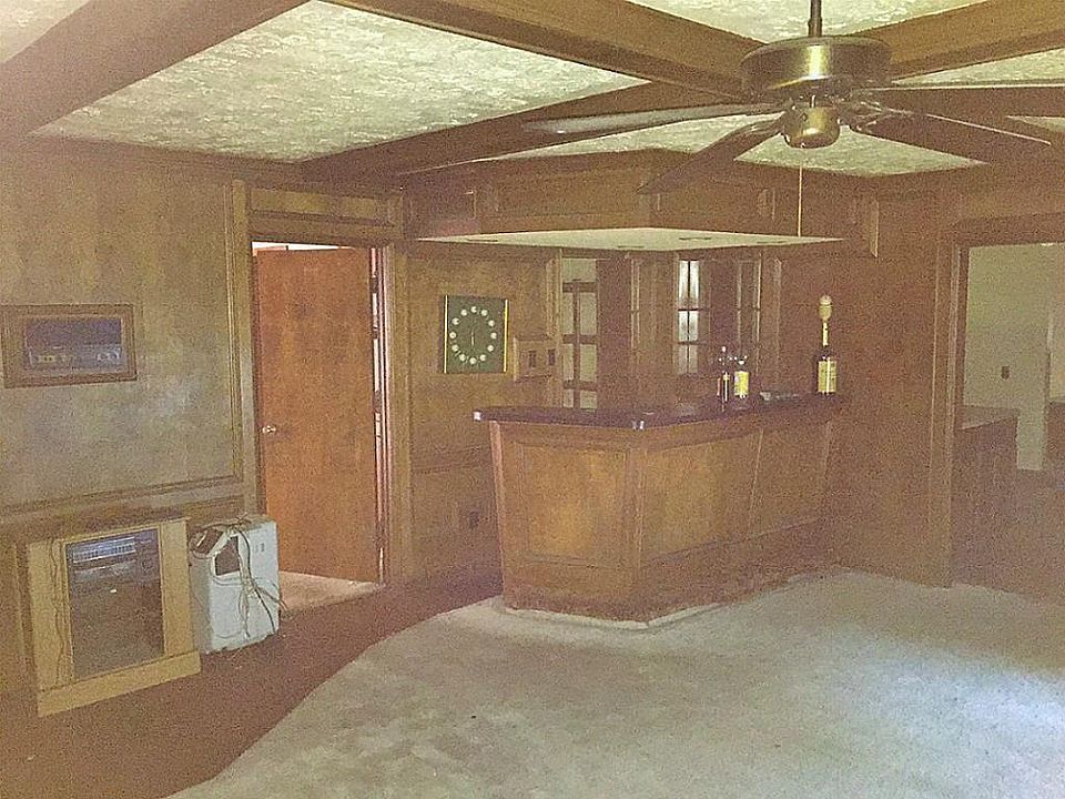 2nd image of 6710 Covington Dr