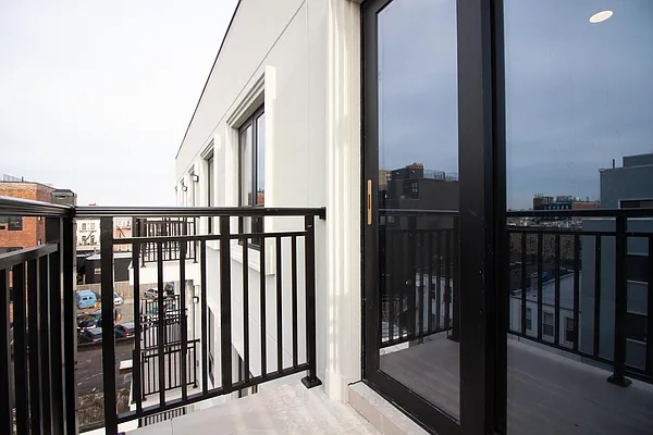 Rented by Oxford Property Group | media 25