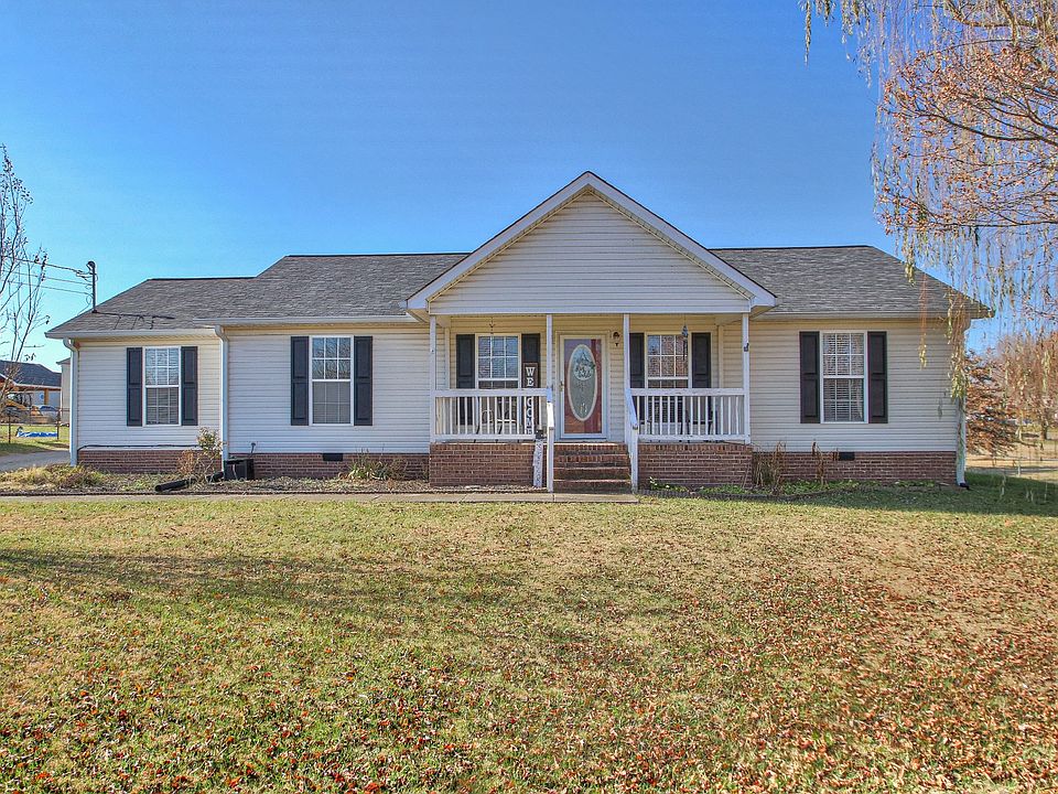 1st image of 102 Warren Cir