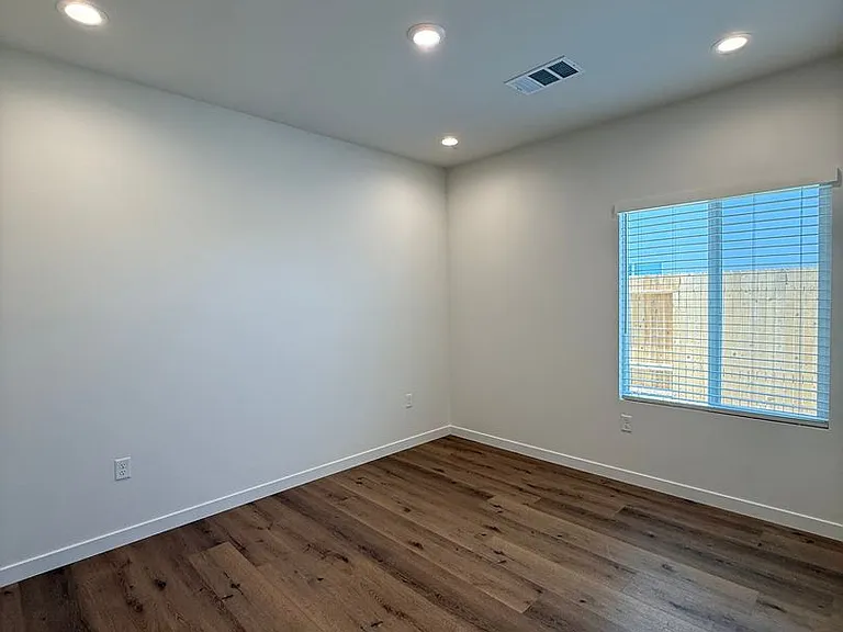 16806 Mairs Dr — Photo 22