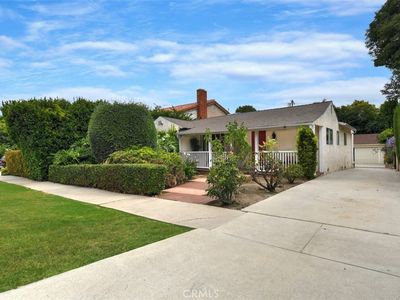 14451 Greenleaf St, Sherman Oaks, CA, 91423