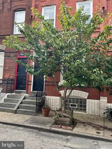 1230 N Hollywood St, Philadelphia, PA, 19121