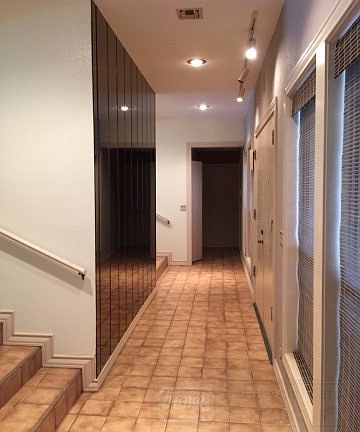 2nd image of 2806 Jacaranda Dr