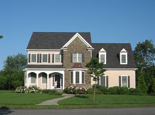 202 Gossets Turn Dr, Middletown, RI 02842