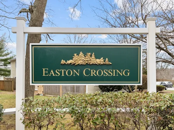 14 Nancy Rd APT 8, South Easton, MA 02375
