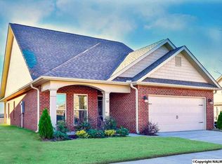 332 Harbor Glen Dr, Madison, AL 35756