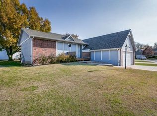 301 S Rock Rd APT 76, Derby, KS 67037