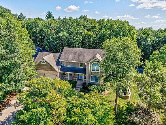 3rd image of 2518 Cherie Ln