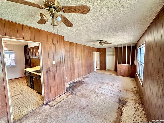 5th image of 115 HIDDEN VALLEY DR
