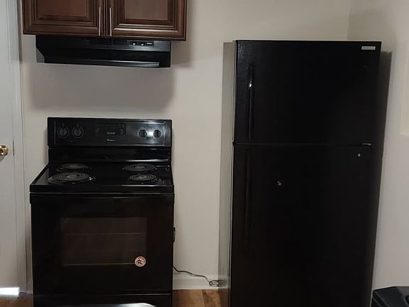 5th image of 3932 N 8th St #1