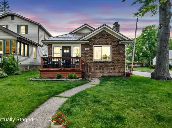 2892 Norwood St, Cuyahoga Falls, OH 44221