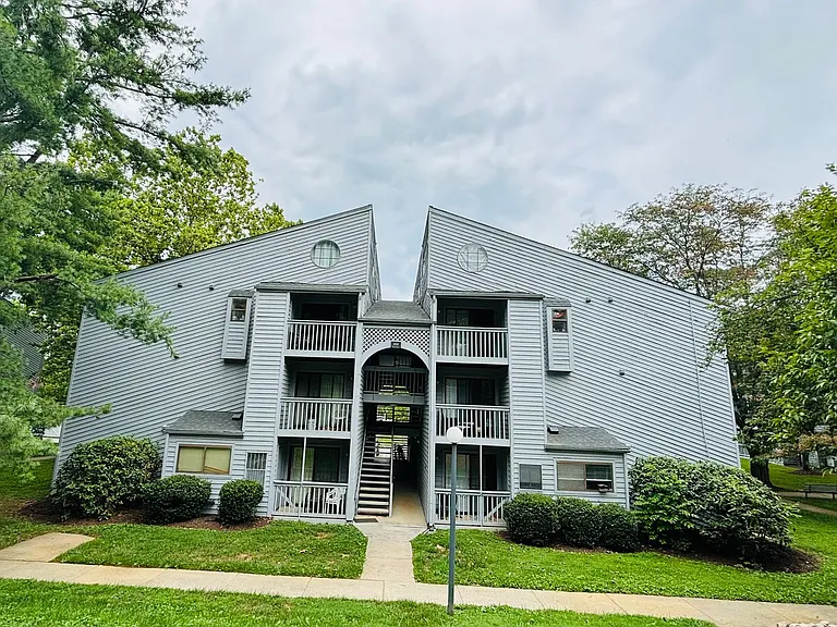 507 N Sunridge Dr — Photo 1