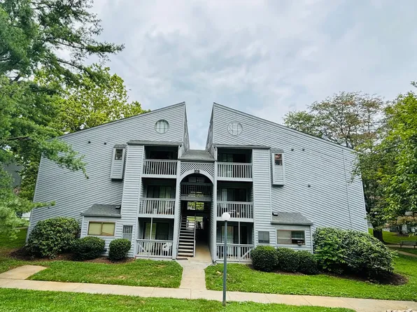 507 N Sunridge Dr, Blacksburg, VA 24060