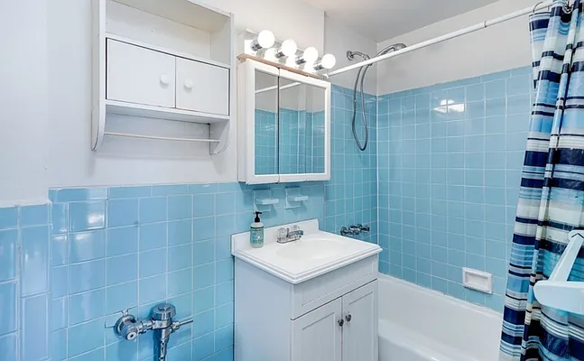 Rented by Guy Goldman, LREB | media 13
