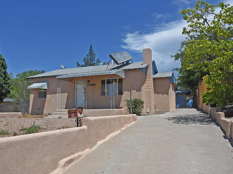 1st image of 1624 Stanford Dr SE