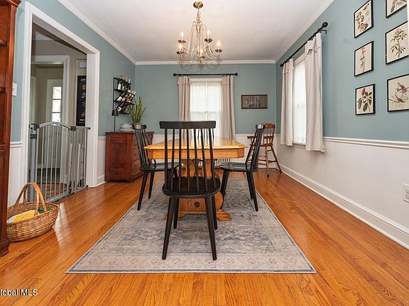 4th image of 1380 Clifton Park Road
