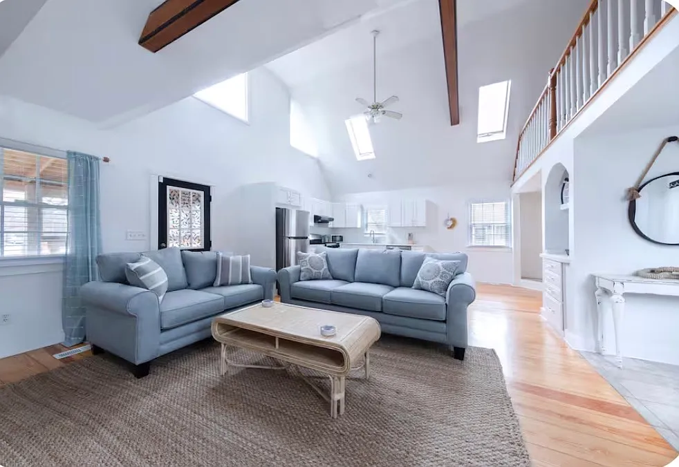 2 bed, 1152 sqft, $3,000 — Photo 1