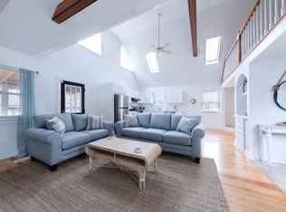 69 Pine Grove Ave, Hyannis, MA 02601
