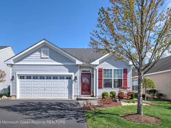 31 Comtois Road, Manalapan, NJ 07726