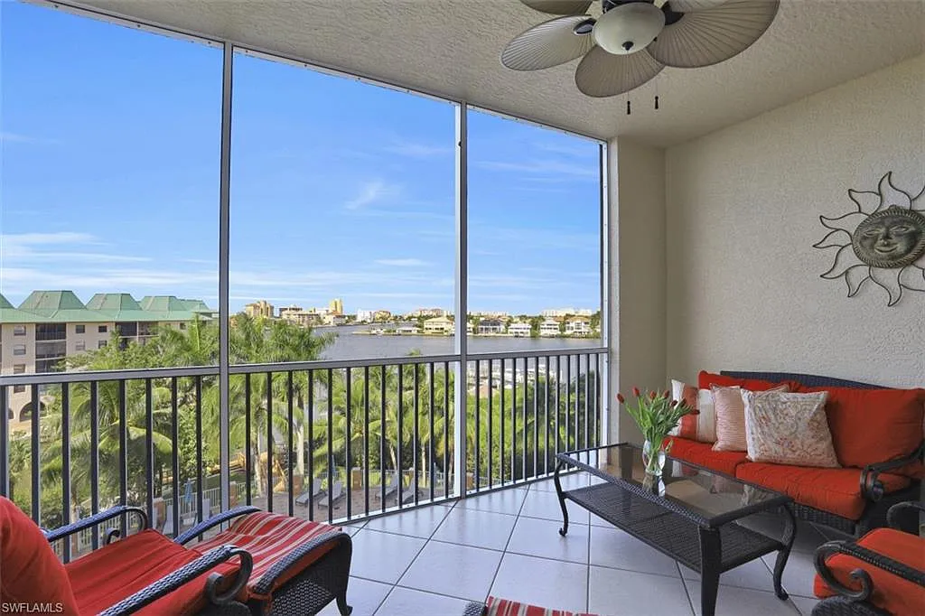 3 bed, 3.0 bath, 1760 sqft, $11,500 — Photo 2